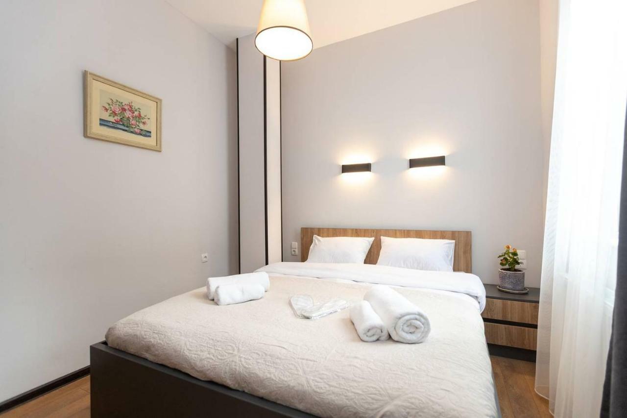 Wehost Apartment Near Fabrika Tbilisi Eksteriør billede