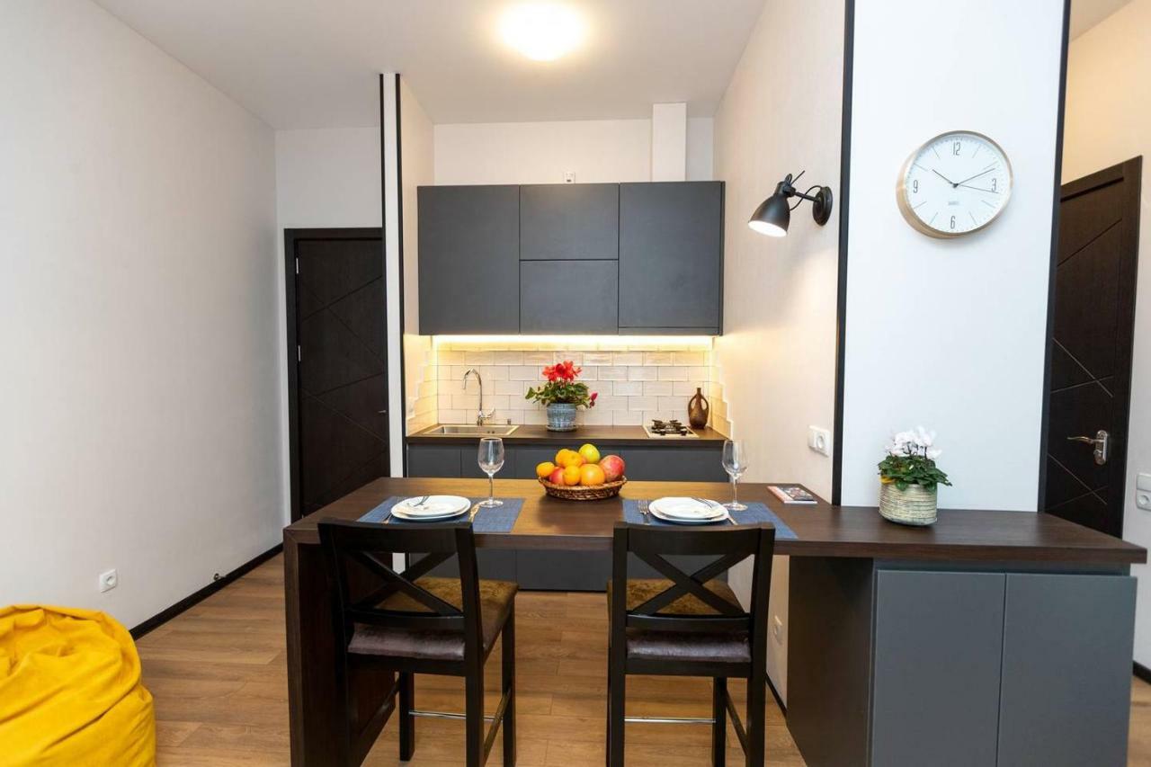 Wehost Apartment Near Fabrika Tbilisi Eksteriør billede